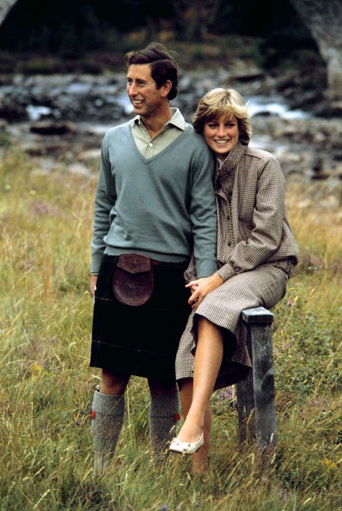 1981 Prinzessin Diana und Prinz Charles in den Flitterwochen in Balmoral, Schottland.