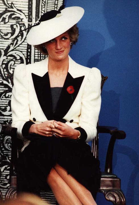1985 Lady Diana war ein modisches Vorbild für viele Frauen.