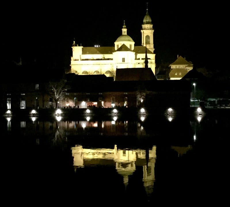 undefined Solothurn bei Nacht. Doppelt schön.