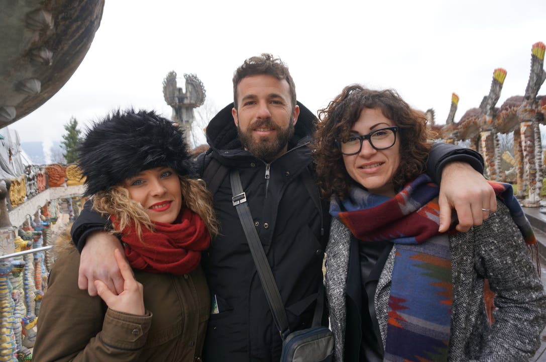 Diese drei Touristen kommen aus Sizilien.