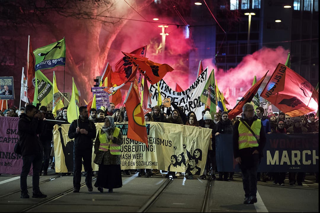 Zürich wird zum Zentrum der Anti-WEF- und Anti-Trump-Demonstration