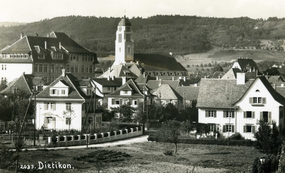 Dietikon 1930: Im Vordergrund links ist Villa Strohmeier zu sehen.