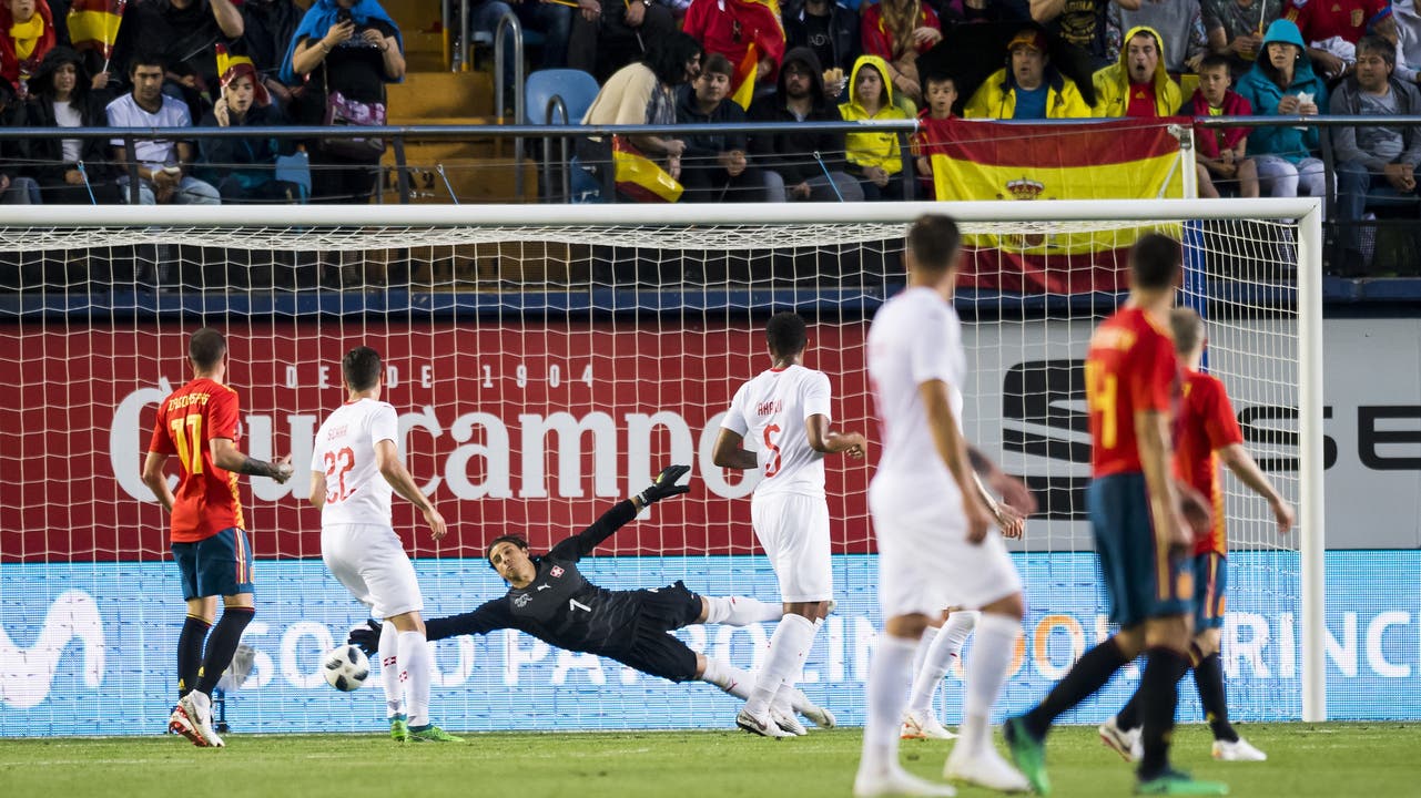 Yann Sommer kommt zu spät: Das 1:0 durch Spaniens Alvaro Odriozola nach etwa einer halben Stunde.