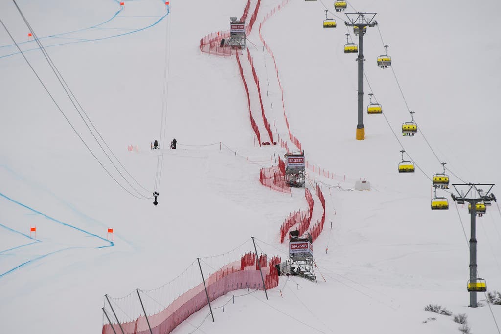 17. Februar 2017 Ein Flugzeug der PC-7-Fliegerstaffel der Schweizer Luftwaffe zertrennt an der WM in St. Moritz bei einem Trainingsflug das Zugseil einer SRF-Seilbahnkamera. Die Kamera fällt in den Zielraum und landet im Schnee. Verletzt wird niemand.
