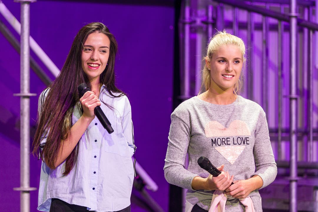 Vorbereitungen Miss Schweiz Wahl Laura Marques und Stefanie Müller.