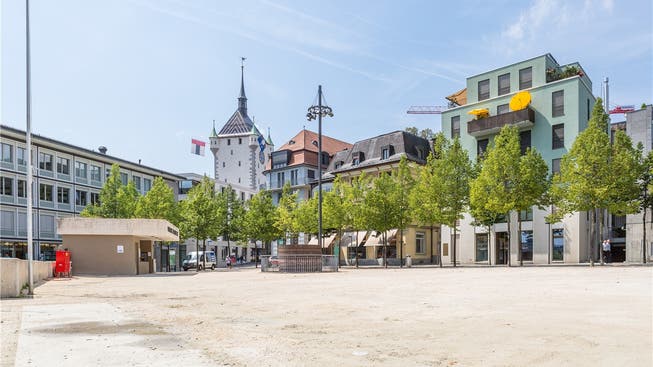 Sanierungsfall: Der Badener Theaterplatz – hier im Sommer 2017.