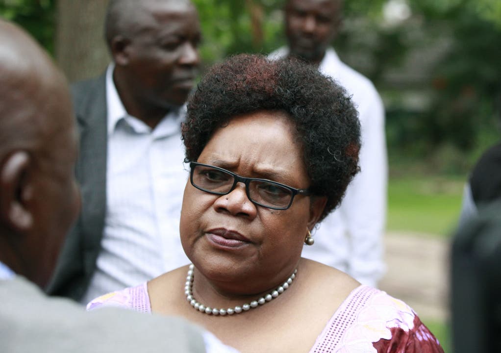 Die ehemalige Vizepräsidentin Joice Mujuru. Sie wurde 2014 von Mugabe gefeuert. Es wird vermutet, dass Grace Mugabe schon damals eine Konkurrentin aus dem Weg räumen wollte.
