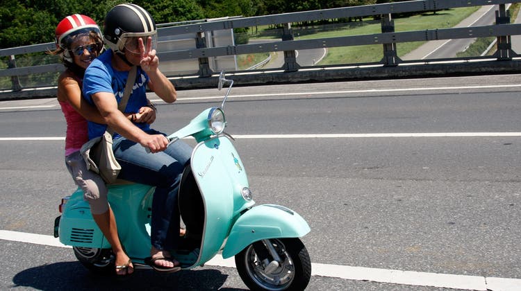 Der Helm ist nicht genug: Auch in der Sommerhitze braucht es Schutzkleidung