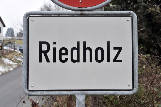 Gemeinde Riedholz, Ortsschild Riedholz