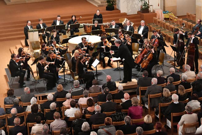 Das Classionata Symphonie Orchester unter der Stabführung von Andreas Spörri im Einsatz.