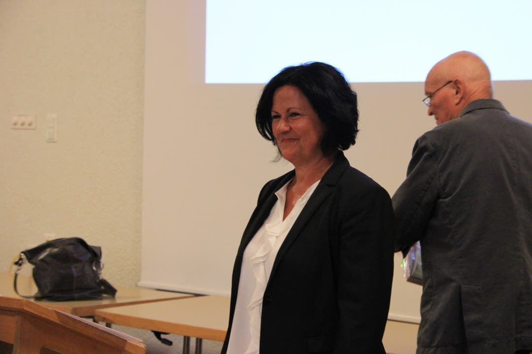 Marianne Meister mit Bernhard Jöhr, Vizegemeindepräsident.