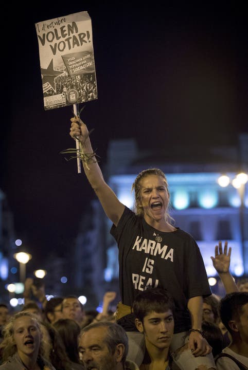 In Madrid demonstrierten sowohl Gegner als auch Befüworter des Unabhängigkeitsreferendums.
