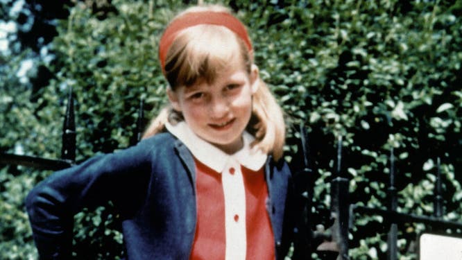 Jahr unbekannt Diana Frances Spencer wurde am 1. Juli 1961 in Sandringham geboren. Hier ein Bild aus der frühen Kindheit Dianas.