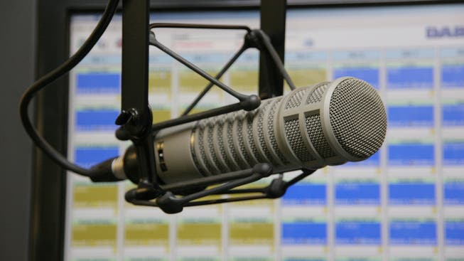 Die Aargauer Regierung will die überregionalen Radios schützen.