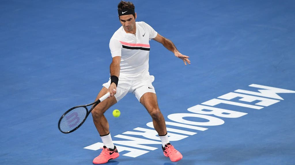 Ohne grössere Probleme sichert sich Federer den ersten Satz gegen den Jungspund mit 6:1.