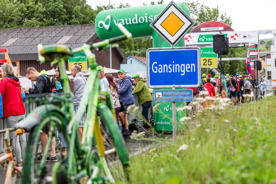 Pünktlich zum 100-Jahr-Jubiläum des VMC Gansingen hält hier am 11. Juni 2018 die zweite Etappe der Tour de Suisse.