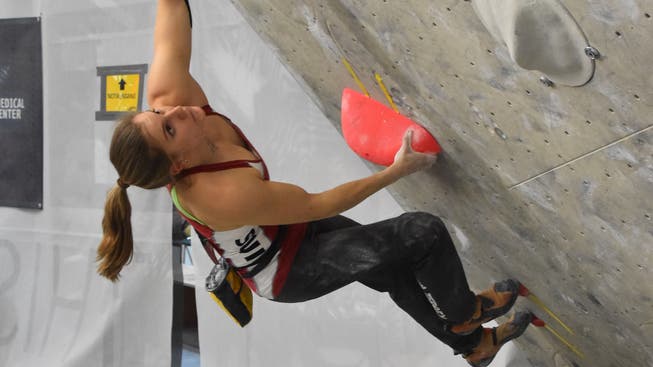 Petra Klingler (Bonstetten) verpasst die Titelverteidigung und wird in Pratteln Vize-Schweizer Meisterin im Bouldern