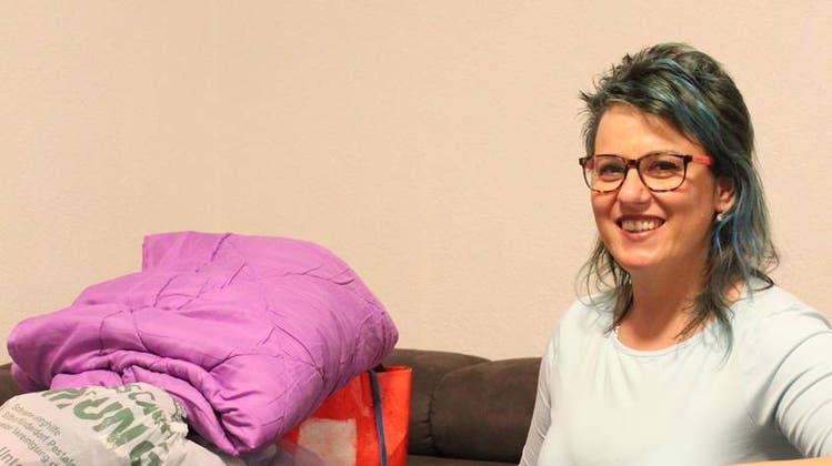 Mit einem vollbepackten Auto nach Bosnien – So unterstützt Ana Jeremic ihre Familie