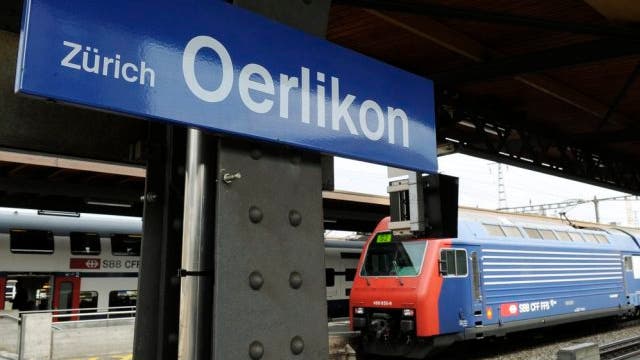 Eine defekte Fahrleitung führte zu einem Unterbuch auf der Bahnstrecke zwischen Oerlikon und Wallisellen. (Archiv)