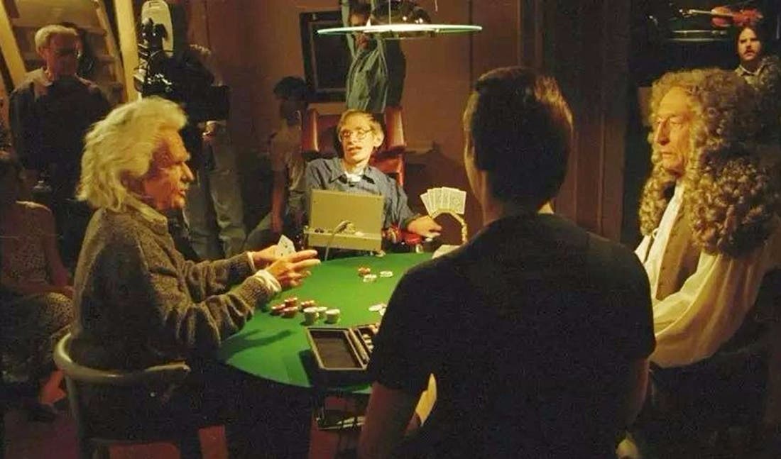 Star Trek Hawking ist bislang die einzige Person, die sich bei «Star Trek» je selbst gespielt hat. In einer Szene, die 1993 gedreht wurde, spielt er Poker mit Albert Einstein, Isaac Newton und Lieutenant Commander Data – die angeblich klügsten Köpfe der Menschheitsgeschichte.
