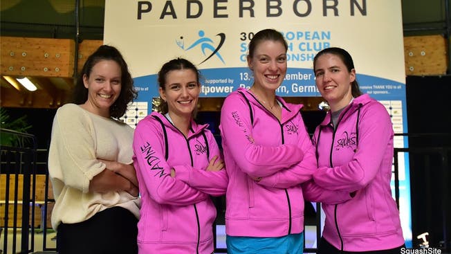 Jasmin Ballmann, Nadine Frey, Nadia Pfister, Nathalie Plain (v.l.) reisten für den Squashclub Fricktal nach Paderborn an die European Club Championships. zvg
