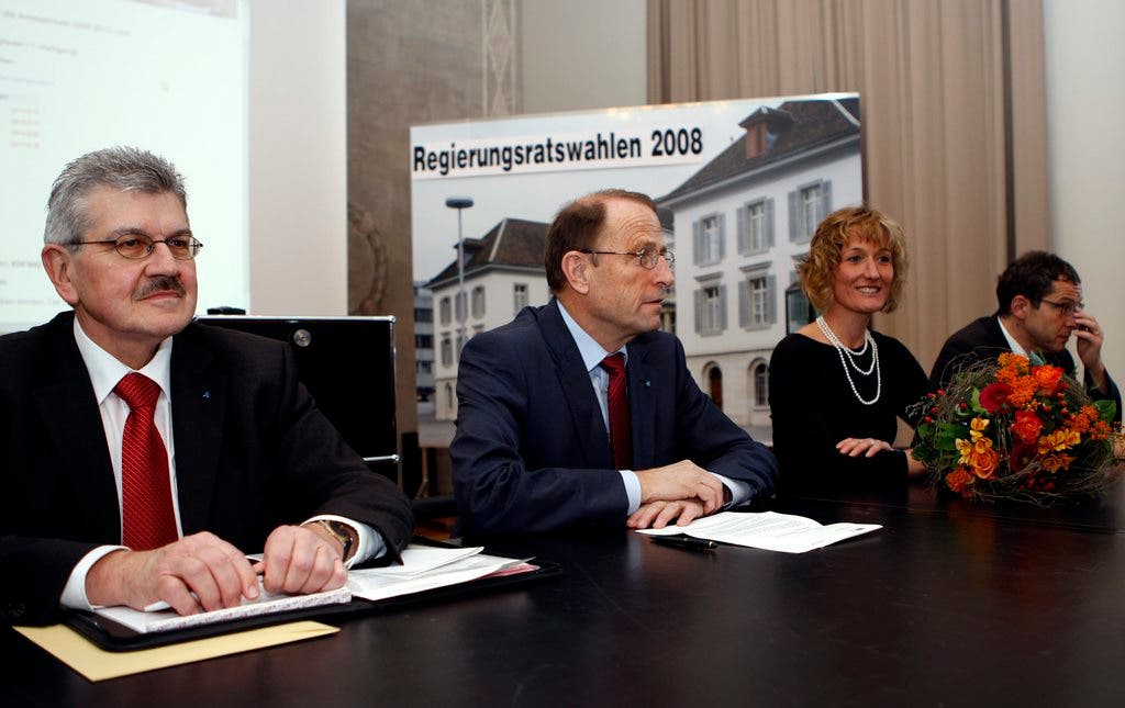 2008 erhält Brogli drei neue Gspänli im Regierungsrat: Susanne Hochuli (Grüne) und Urs Hofmann (SP, ganz rechts). Nicht im Bild: Alex Hürzeler (SVP).
