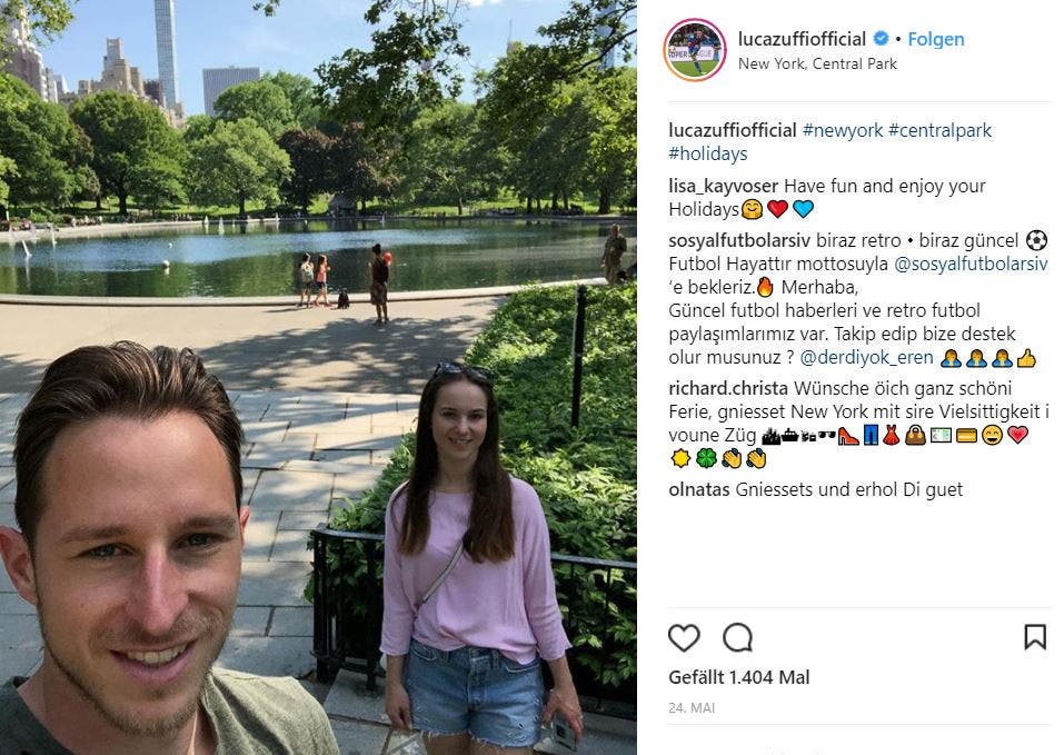 Luca Zuffi (28) Der defensive Mittelfeldspieler postet ein grosses Hallo aus New York. Genauer vom Central Park. Und wer ist das neben ihm? Natürlich seine Partnerin Laura. Im letzten Herbst haben sie sich verlobt. Zuffi postete damals auf Instagram: «Sie hat Ja gesagt»