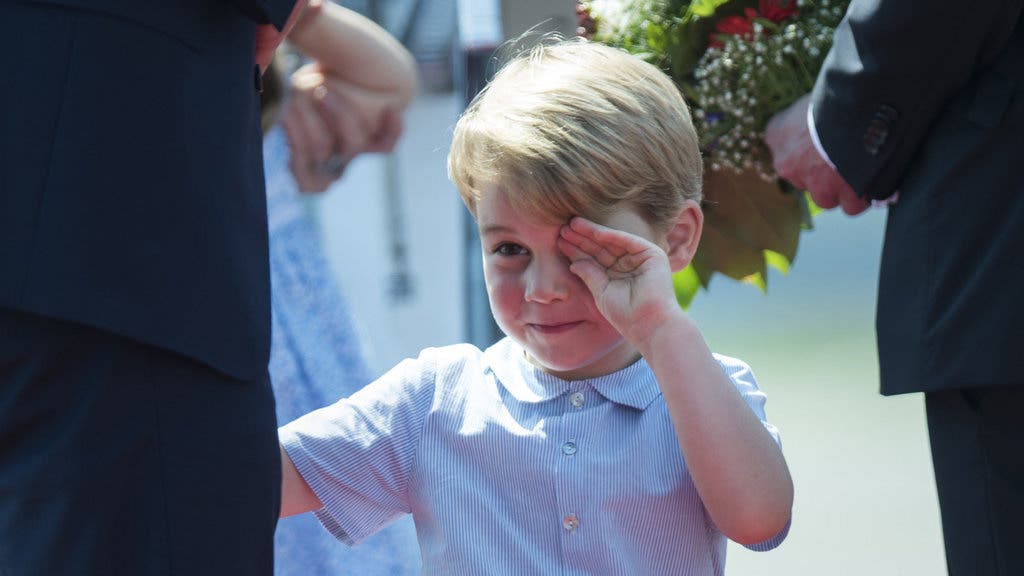 Prinz George von Cambridge (*22. Juli 2013). Der kleine Prinz George ist der erste Sohn von Kate und William. Genau wie sein Vater wurde er im St. Mary's Krankenhaus in London geboren.