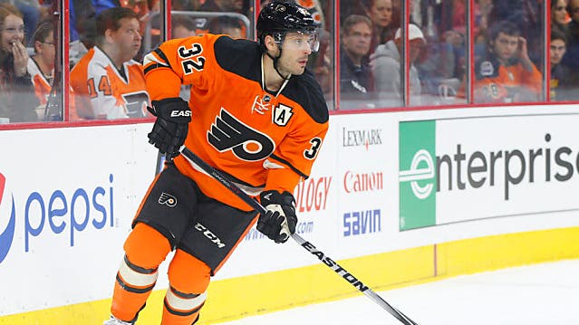 2013: Streit unterschreibt für vier Jahre bei den Philadelphia Flyers.
