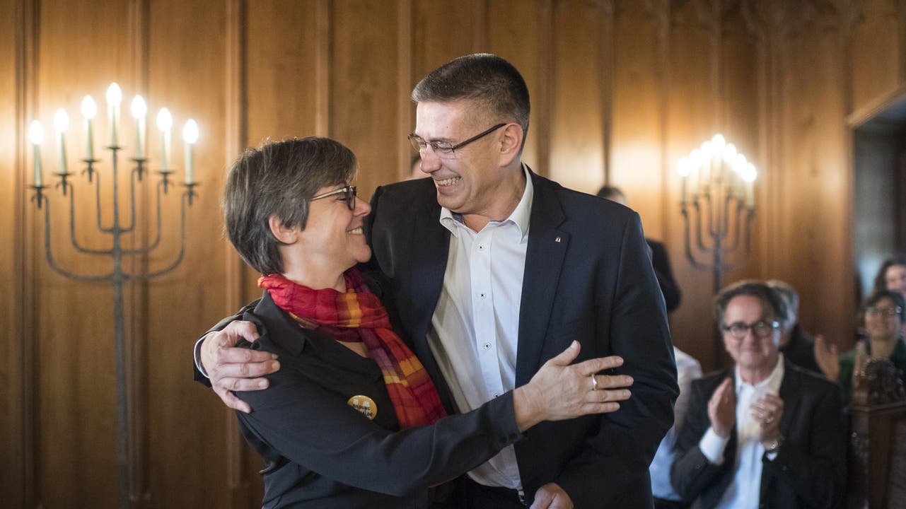 Der neue Stadtammann Markus Schneider (CVP) und die neue Frau Vizeammann Regula Dell'Anno-Doppler (SP).