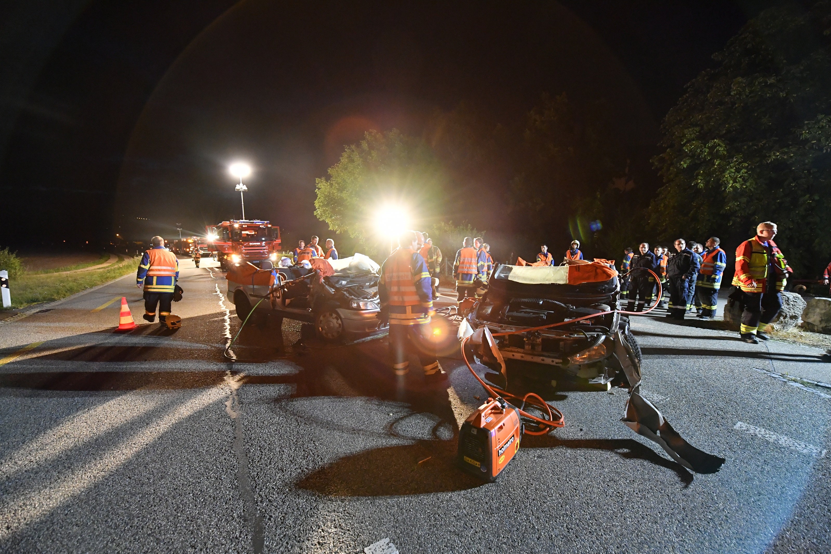 Grenchen - Übung Auf Der Archstrasse: Feuerwehr Und Notfalldienst ...