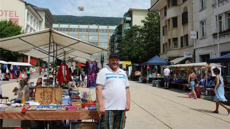 Der allmonatliche «Flohmi» auf dem Marktplatz soll zur Tradition werden
