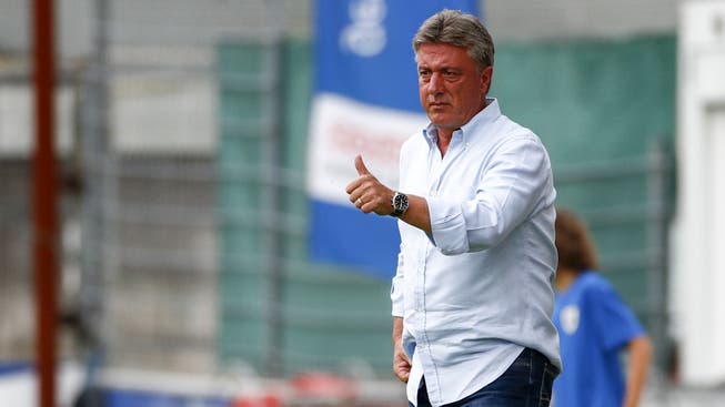 Marco Schällibaum will weiter FCA-Trainer bleiben.