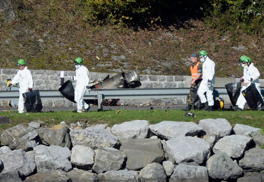 23. Oktober 2013 Im Raum Alpnachstad im Kanton Obwalden zerschellt eine zweisitzige F/A-18 am Lopper. Der Pilot und sein Passagier, ein Arzt des Fliegerärztlichen Instituts, werden getötet.