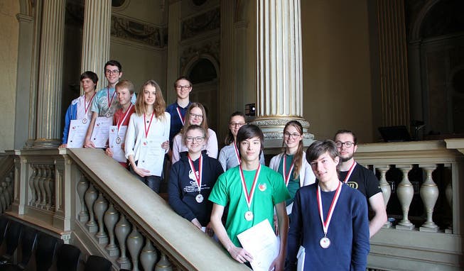 Solothurner Schüler waren stark an der Wissenschafts-Olympiade: Die Finalisten der Chemie-Olympiade 2018...