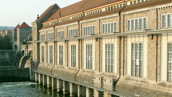 Das Rheinkraftwerk Laufenburg öffnet für Besucher seine Tore.