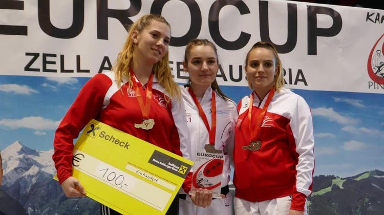 Erfolg für das Budo Sport Center Liestal: Mia Kadoic gewinnt Gold am internationalen Eurocup