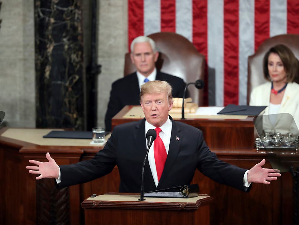 US-Präsident Donald Trump forderte in einer emotionalen Rede zur Lage der Nation die grossen US-Parteien zur Kompromisssuche auf.