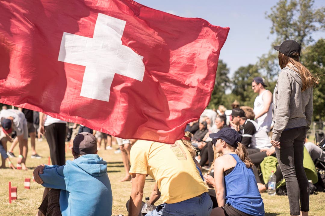 Kubb-WM 2018 Doppel-Sieg der Schweiz: Im Finale trat das Badener Team gegen das gemischte Team aus Basel und Olten «Hørstbröd» an.