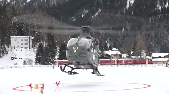 Auf dem Spezial-Heliport: So landen in Davos die VIP's