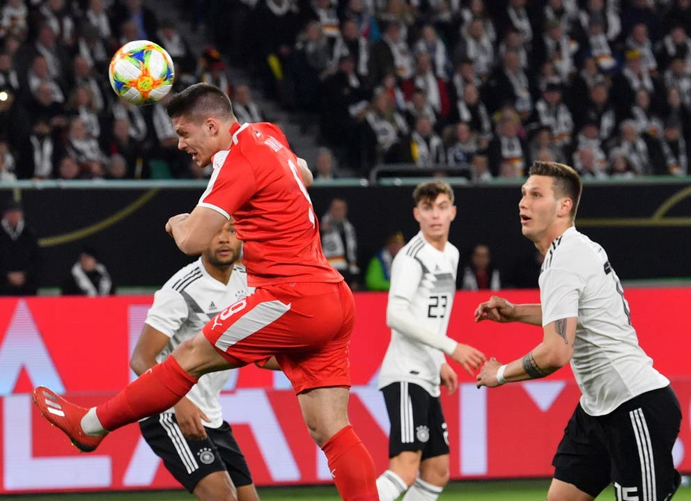 Luka Jović und sein Befreiungstreffer zum 1:0 gegen Deutschland.