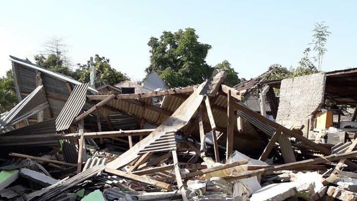 Das Erdbeben zerstörte viele Häuser auf der Insel Gili Air.