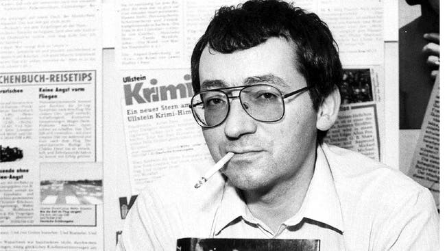 Jörg Fauser 1985 an der Buchmesse Frankfurt mit seinem Roman «Das Schlangenmaul». Imago stock&amp;people