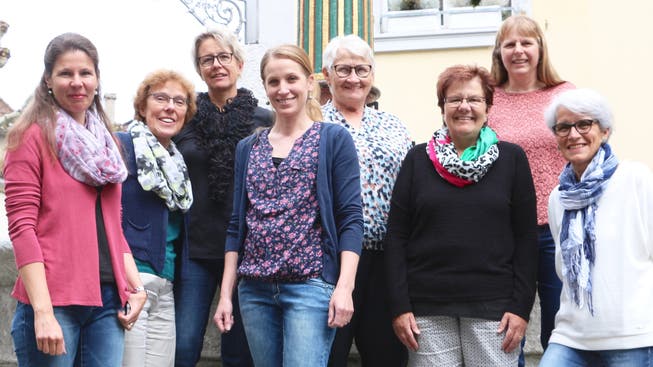 Die Vereinsmitglieder (von links): Barbara Baschnagel, Präsidentin Verena Studer, Irène Candido, Claudia Schneider, Nina Meier, Theres Tschanz, Irene Kurth und Mireille Schibler.