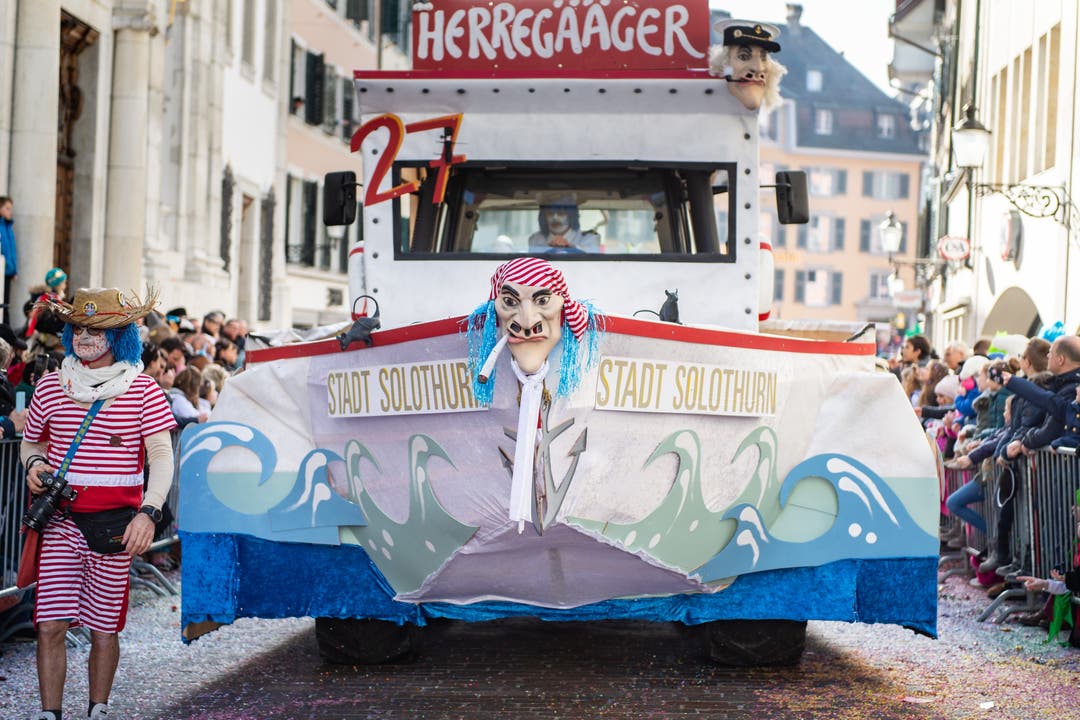 Die Umzugswagen am Fasnachtsumzug Solothurn 2019