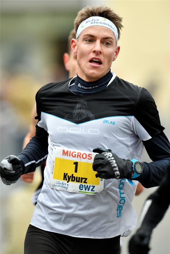 Damit hatte er selbst nicht gerechnet: Der Möhliner Orientierungsläufer Matthias Kyburz gewann am Sonntag den Silvesterlauf bei der Elite in Zürich. Keystone