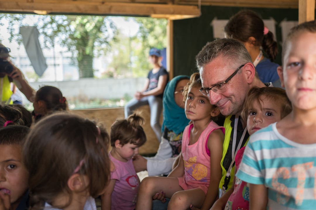 Andreas Glarner besuchte 2016 ein Flüchtlingslager in Griechenland.