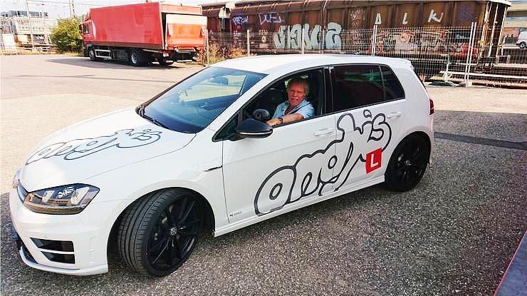 «80 Prozent der Audi-Fahrer sind Machos»: Andy Hofer ist seit 47 Jahren Fahrlehrer