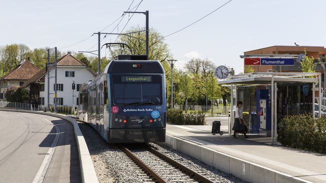 Es dauert noch mindestens zehn Jahre bis auf der Strecke Flumenthal-Solothurn der Viertelstundentakt eingeführt wird.