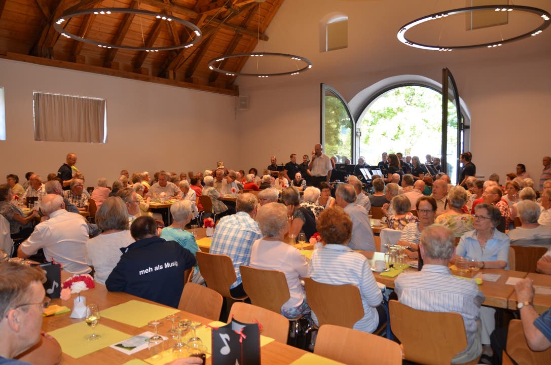 Jubilarenfeier mit Fischessen Harmoniemusik Rohrdorf Jubilarenfeier mit Fischessen Harmoniemusik Rohrdorf in der Zähnteschüür in Oberrohrdorf